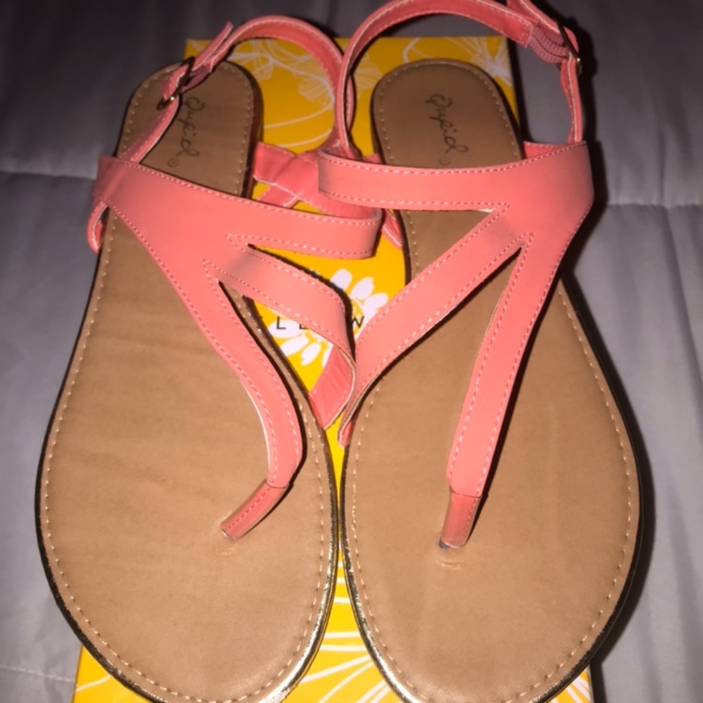 Sandals - Picture 2 of 2